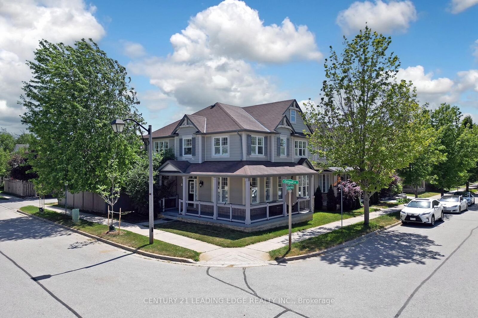 Photo de la propriété:  27 Rocking Horse Street  ON L6B 1L9 