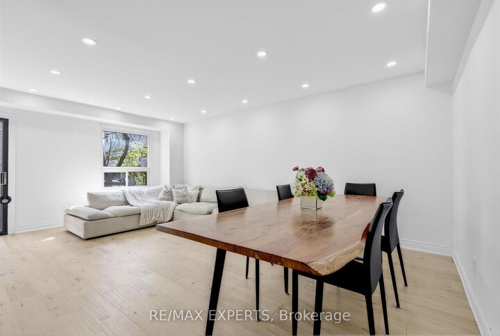 Property Photo: 21 Maple Branch Path ON M9P 3T4