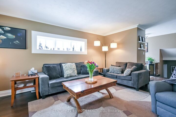 Photo de la propriété:  128 Cherrywood Drive  ON L3Y 2X7 