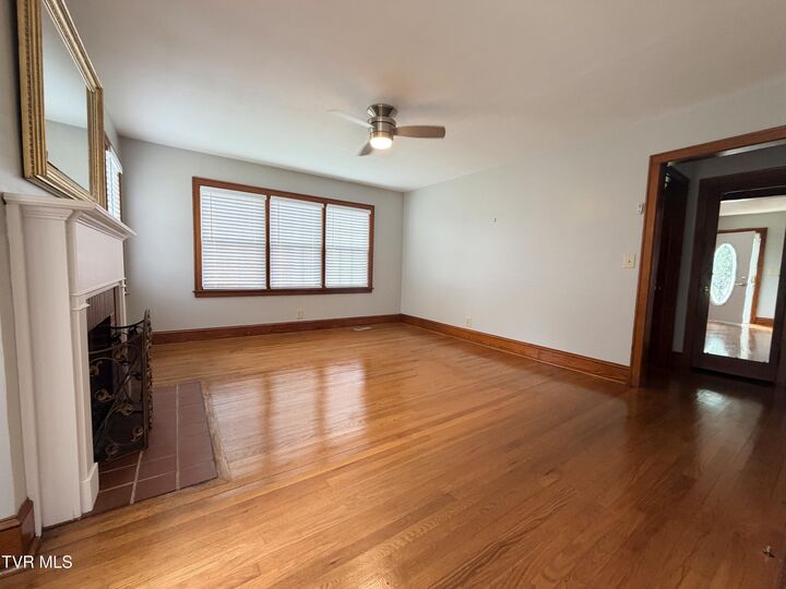 Property Photo:  408 West F Street  TN 37643 