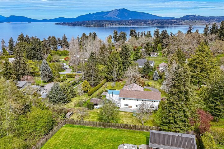 Property Photo: 9723 Ardmore Dr BC V8L 5H5