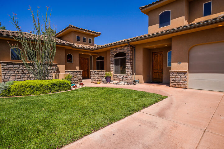 Property Photo:  39 N 150 W  UT 84738 
