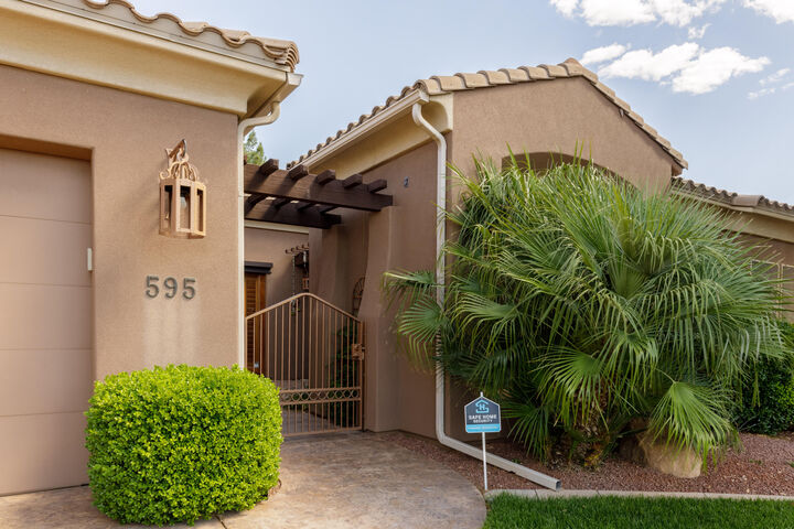 Property Photo:  595 S Pine Brook Ln  UT 84770 