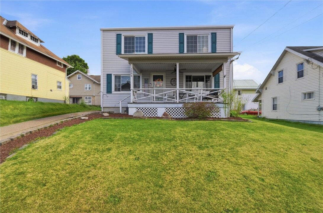 Property Photo: 1504 7th St PA 15068