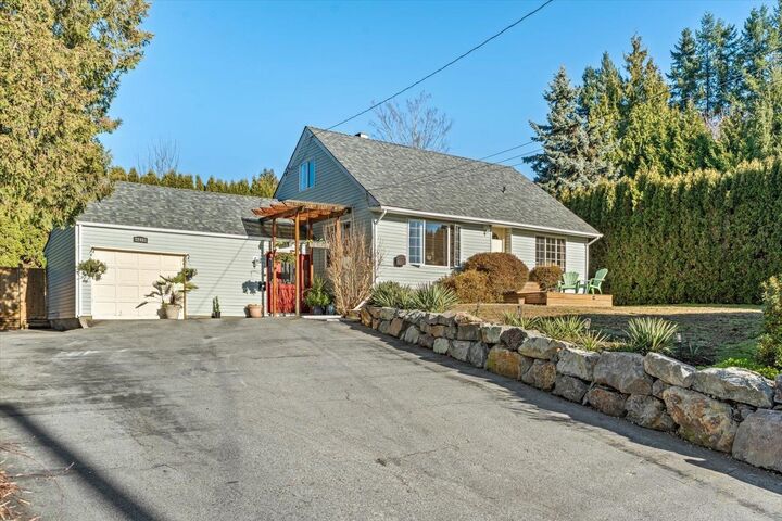 Property Photo: 32485 McRae Avenue BC V2V 2L6