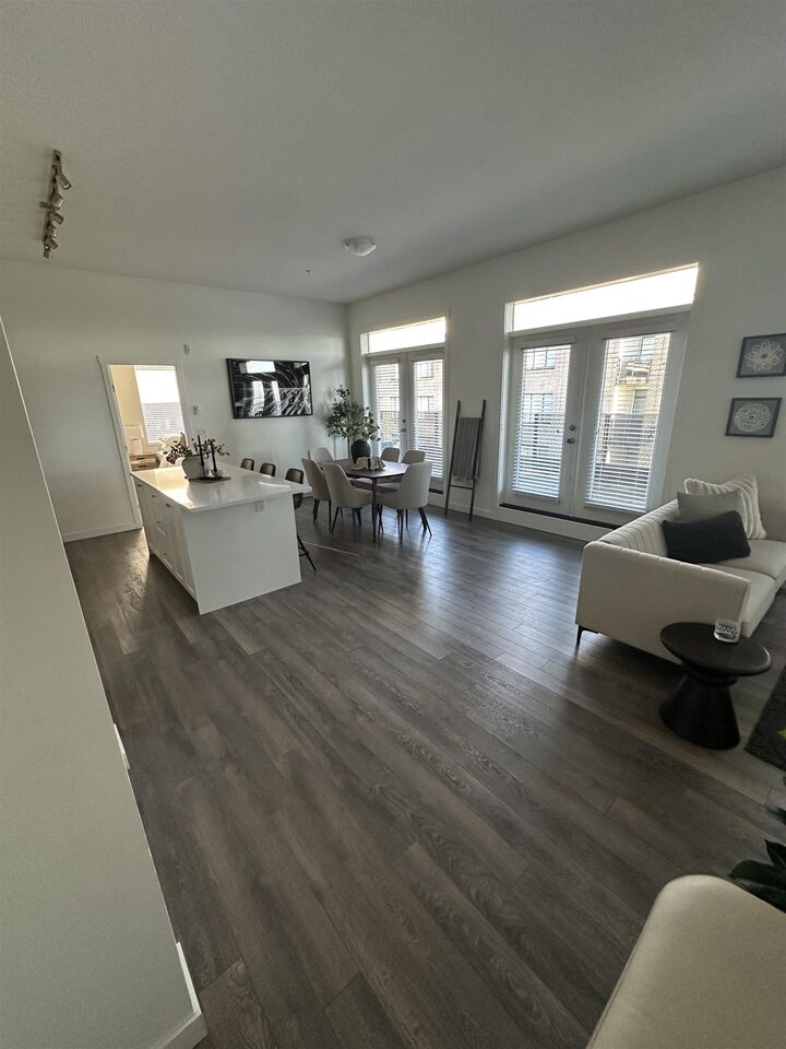 Property Photo:  15825 85 Avenue 601  BC V4N 6W9 