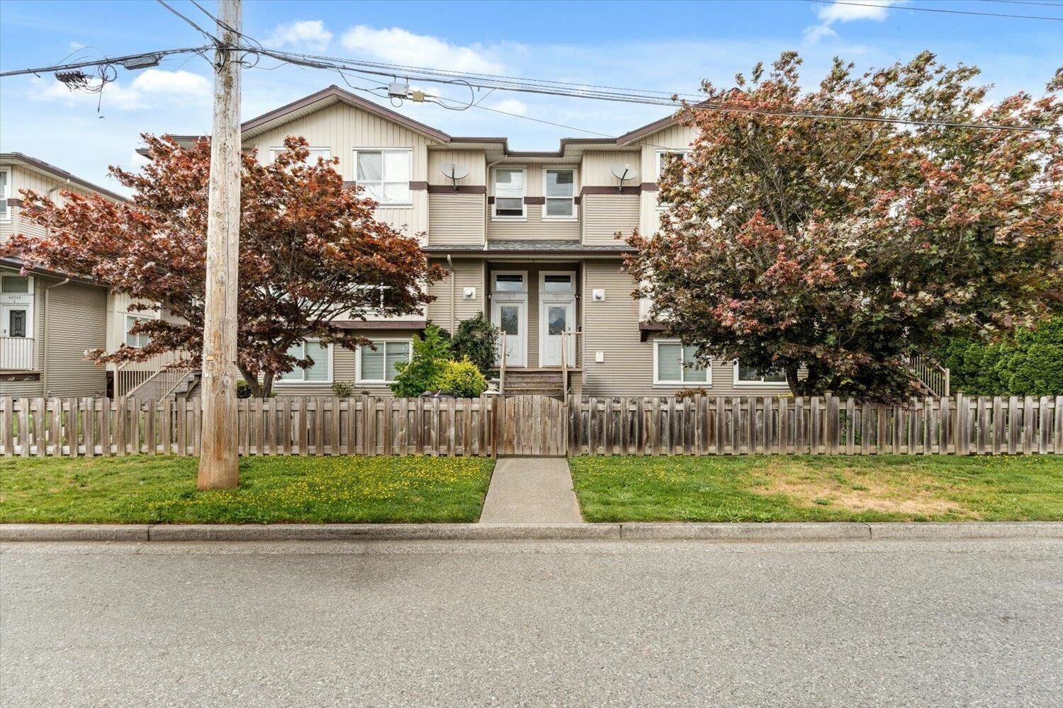Property Photo: 46345 Princess Avenue 7 BC V2P 2B2
