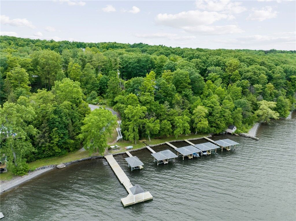 Property Photo:  5217 Oak Harbor Road  NY 14886 