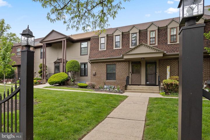 Property Photo:  323 Gills Lane  NJ 08830 
