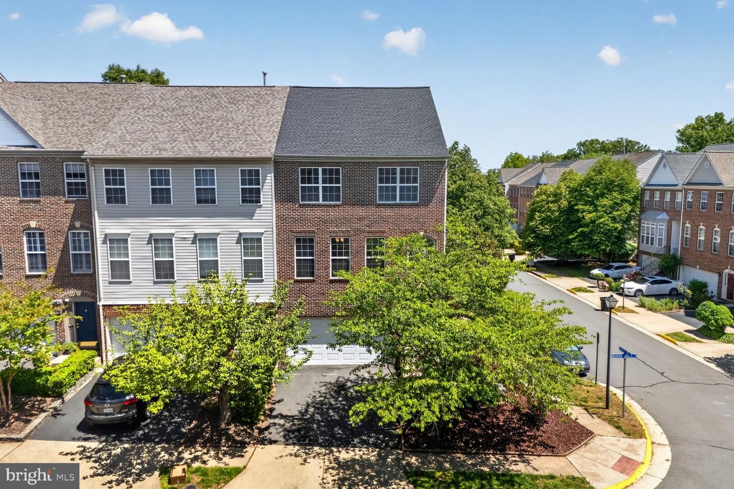 Property Photo:  46840 Mountain Laurel Terrace  VA 20164 