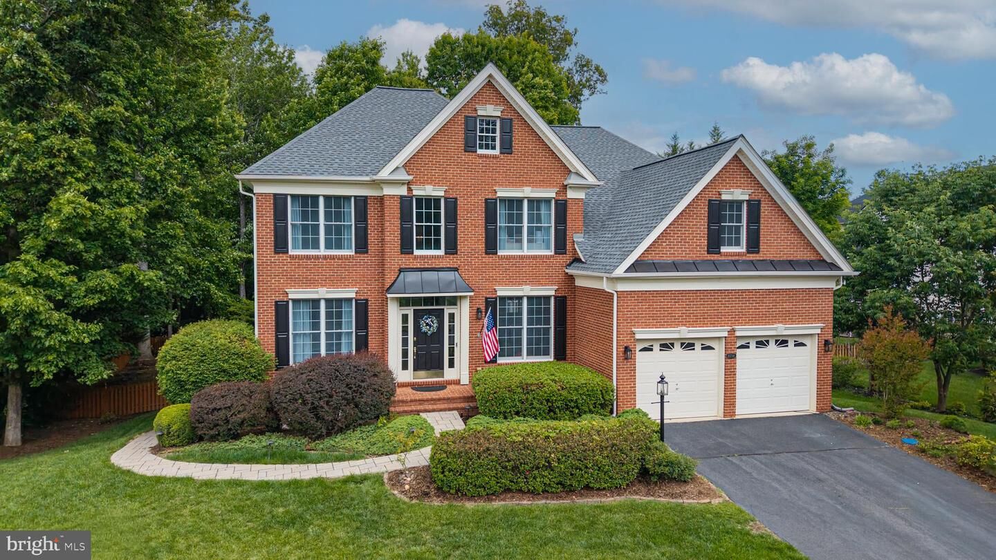 Property Photo: 15734 Ryder Cup Drive VA 20169