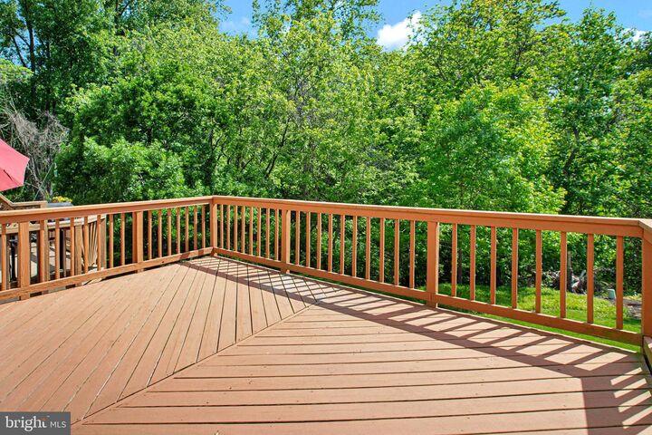 Property Photo:  7015 Copperwood Way  MD 21046 