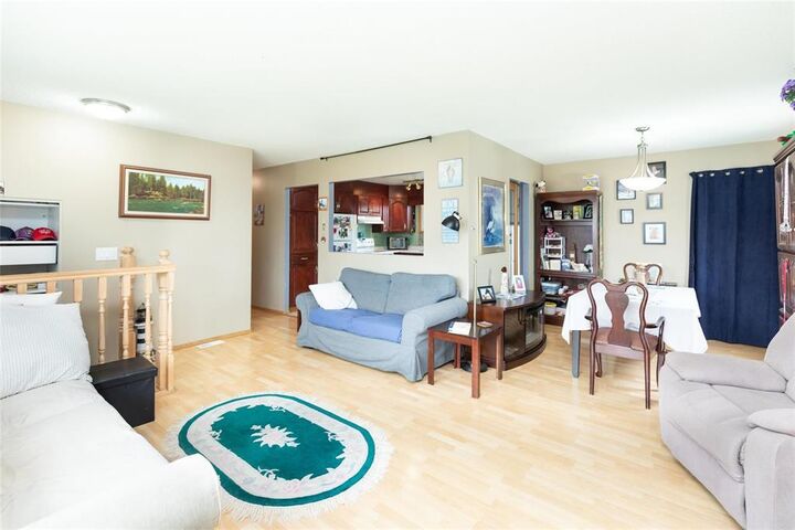 Property Photo:  359 Greenwood Avenue  MB R2M 4J5 