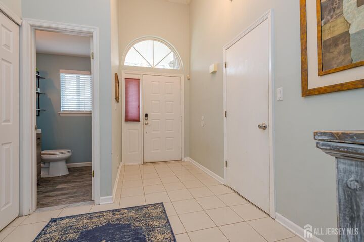 Property Photo:  15 Daleron Place  NJ 08879 