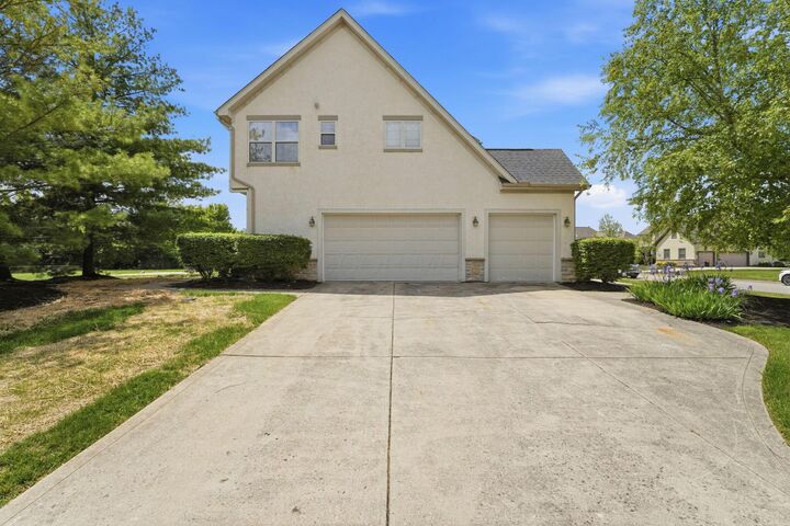 Property Photo:  7528 Overland Trail  OH 43015 
