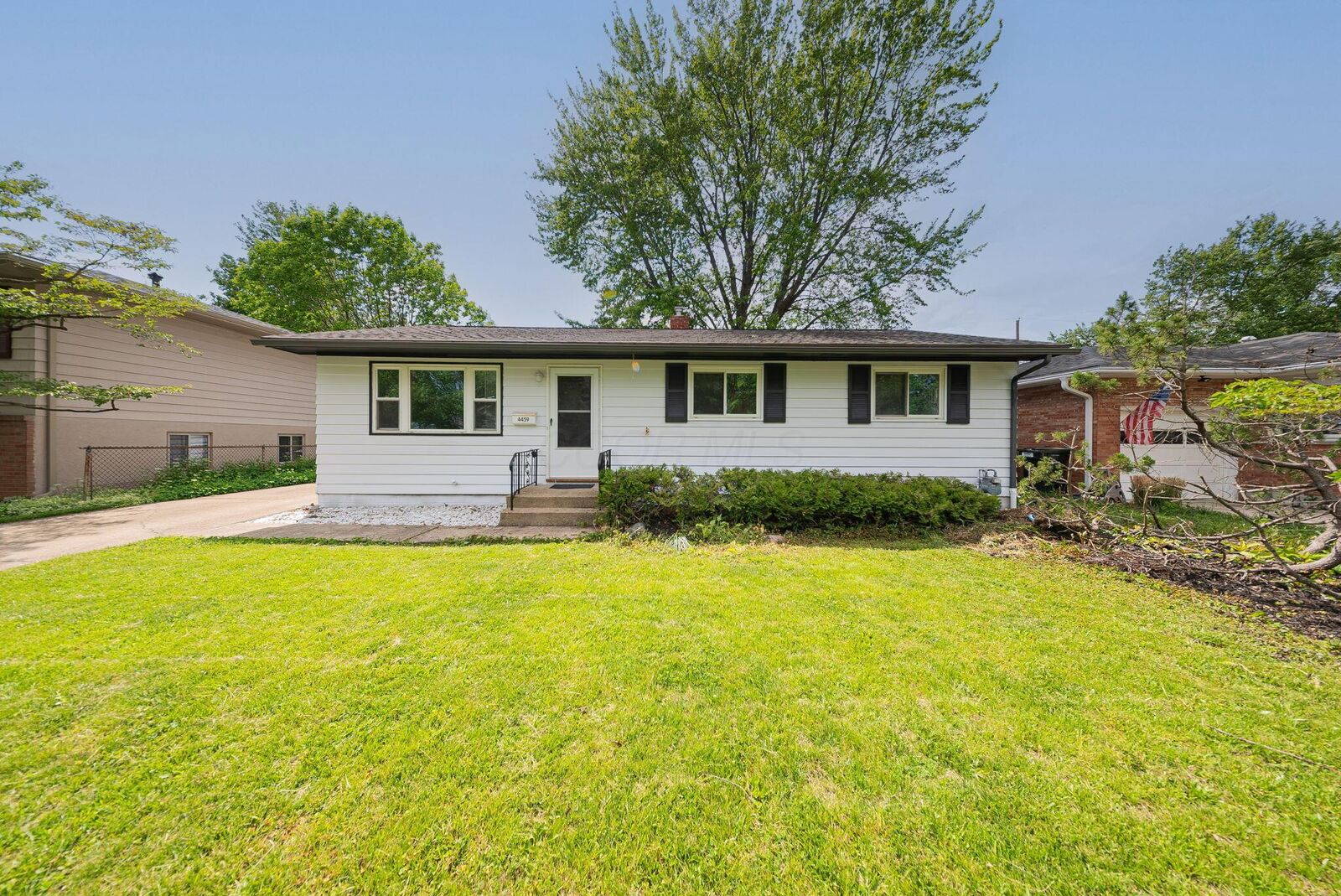 Property Photo:  4459 Hartwell Road  OH 43224 