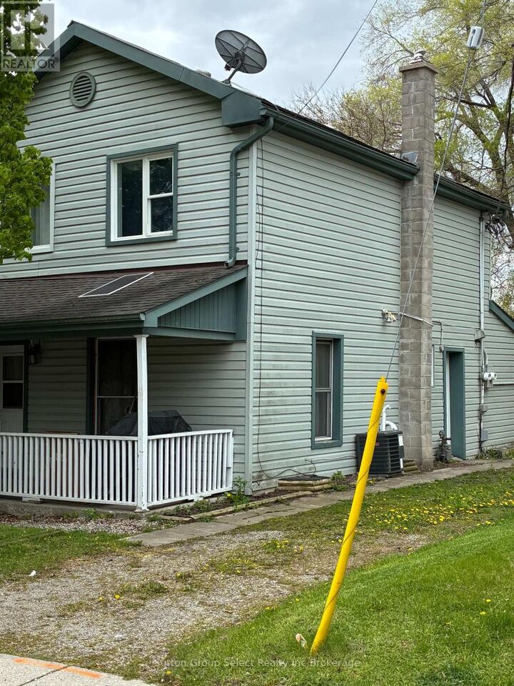 Property Photo:  100 Finkle Street  ON N4S 3C8 