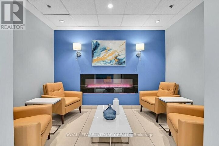 Property Photo:  158A McArthur Avenue 1505  ON K1J 7E7 