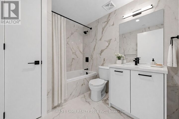 Property Photo:  284 King Street East 1308  ON M5A 1K4 