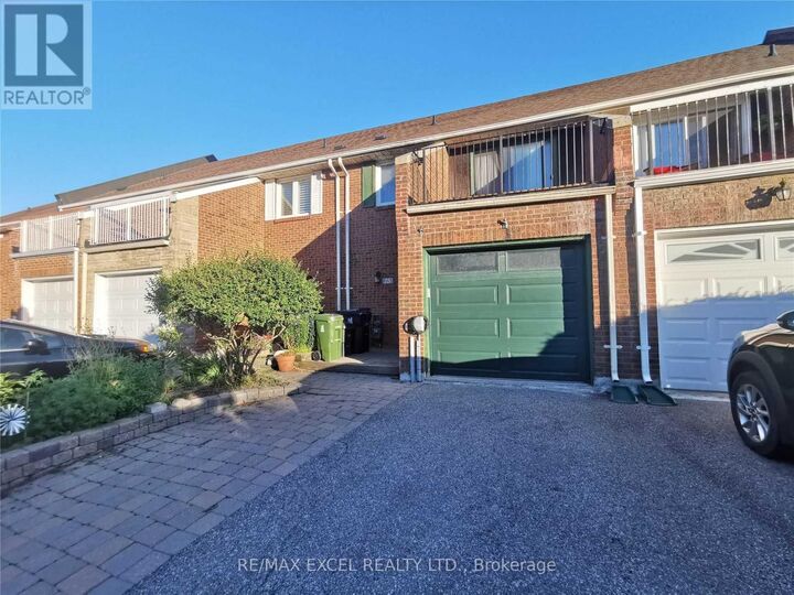Property Photo:  75 Ecclesfield Drive  ON M1W 2Y3 