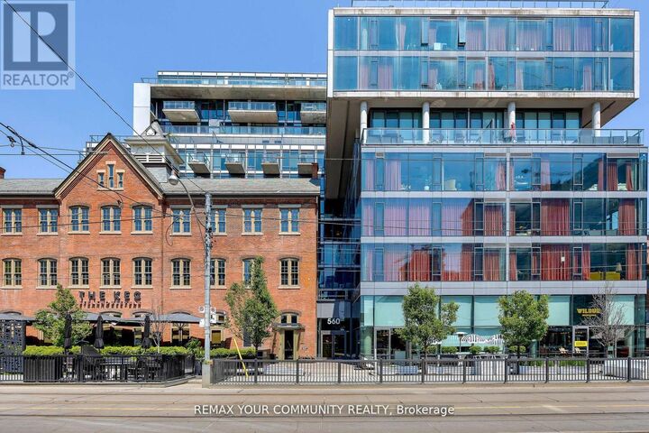 Property Photo:  560 King Street West 703  ON M5V 1M3 