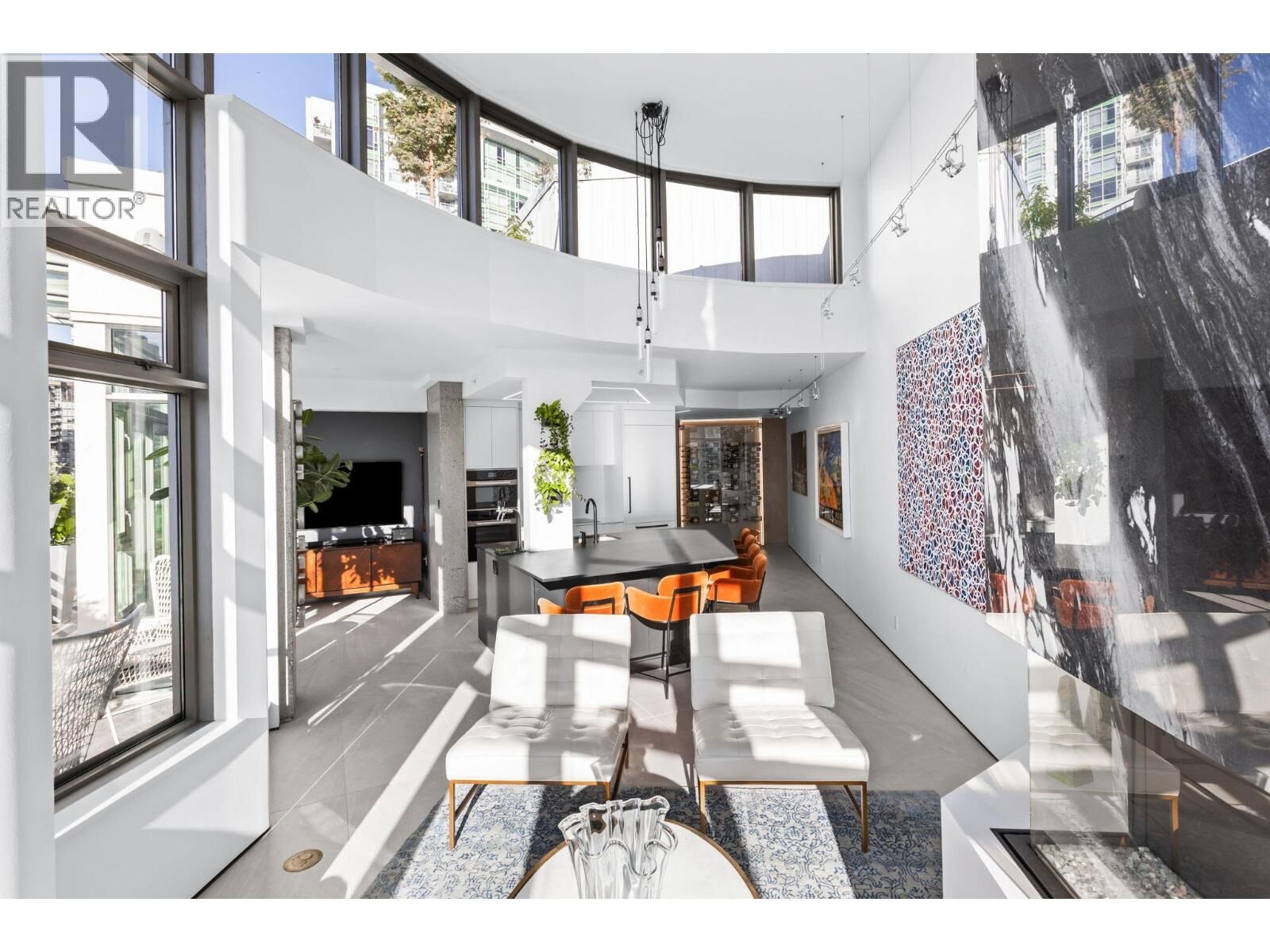 Property Photo:  189 Davie Street Ph 1701  BC V6Z 2X9 