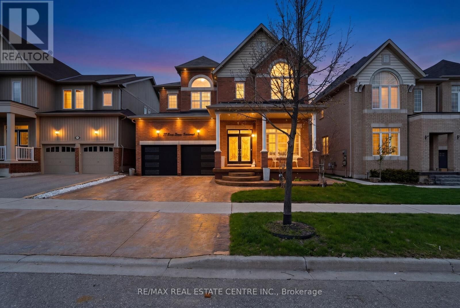 Property Photo:  27 Drew Brown Boulevard  ON L9W 6Z4 