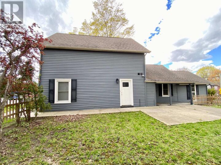 Property Photo:  41 Arnold Crescent #1 (Main)  ON L4C 3R6 