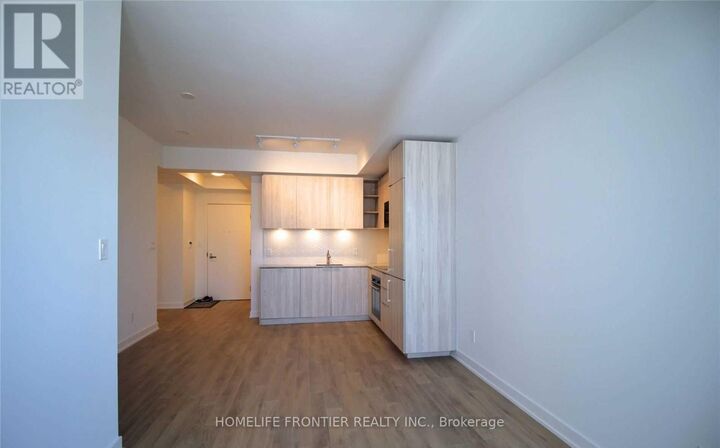 Property Photo:  50 Ordnance Street 2110  ON M6K 1A2 