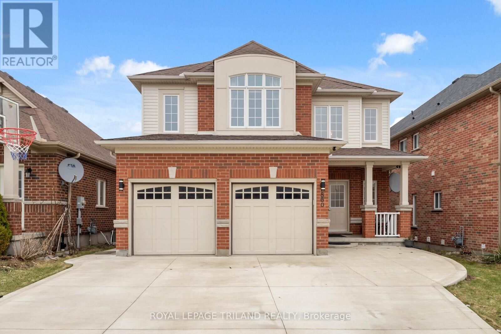 Property Photo:  860 Kettleridge Street  ON N6H 0E7 
