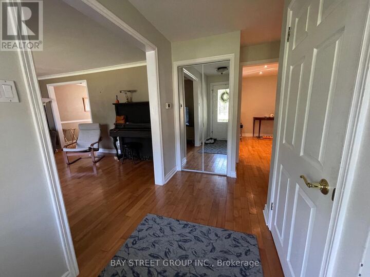 Property Photo:  129 Sherwood Forest Drive  ON L3P 1R2 