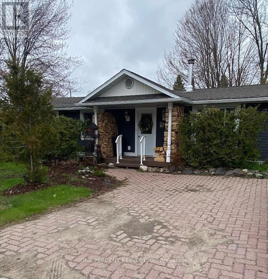 Property Photo:  25 Wellington Street  ON P1L 1E8 