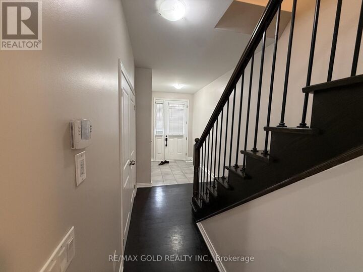 Property Photo:  6 Pearman Crescent  ON L7A 4Y9 