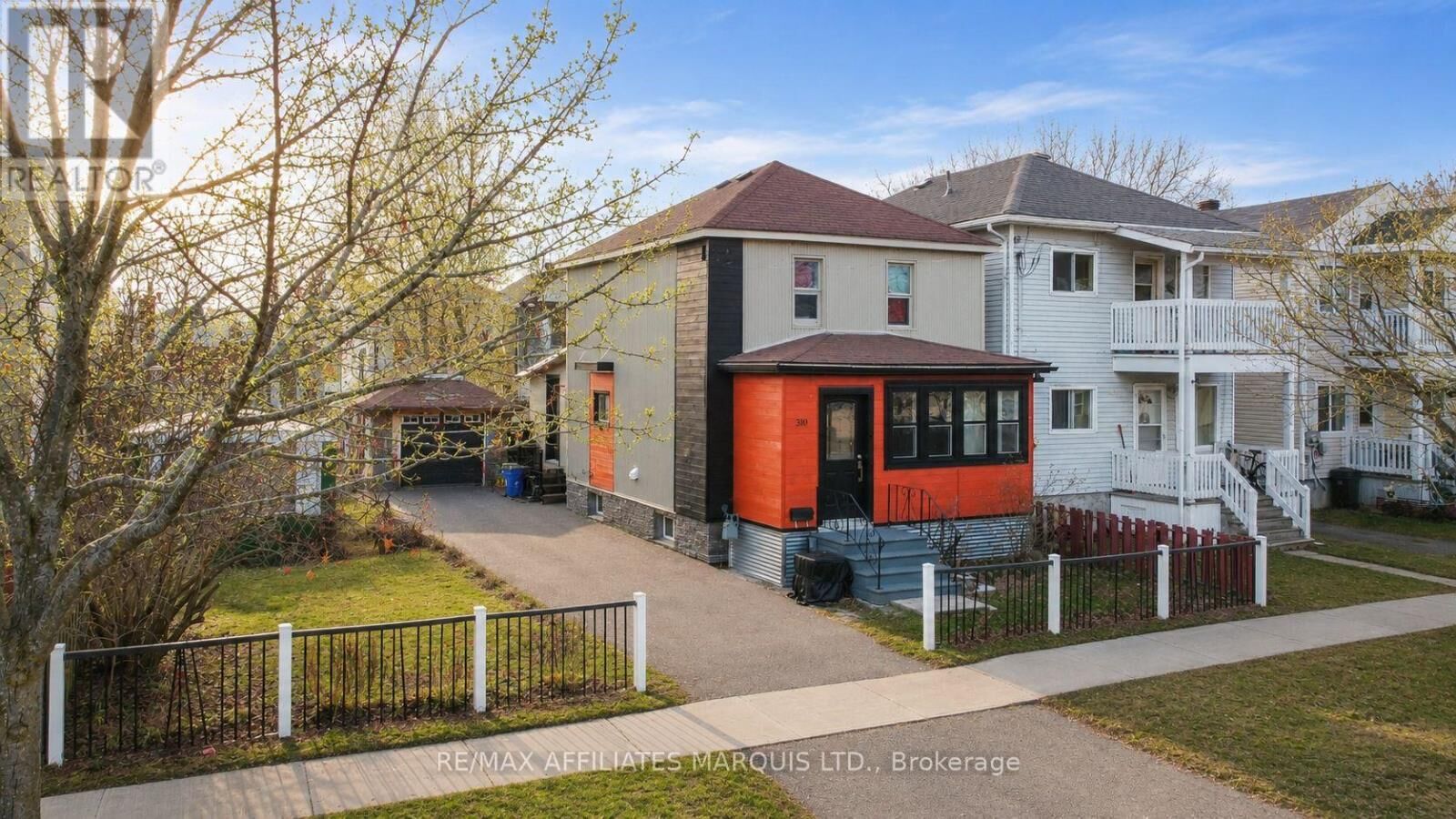 Property Photo:  310 Belmont Street  ON K6H 4Z6 