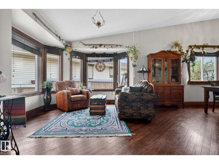 Property Photo:  3332 44B Av NW  AB T6T 1E8 