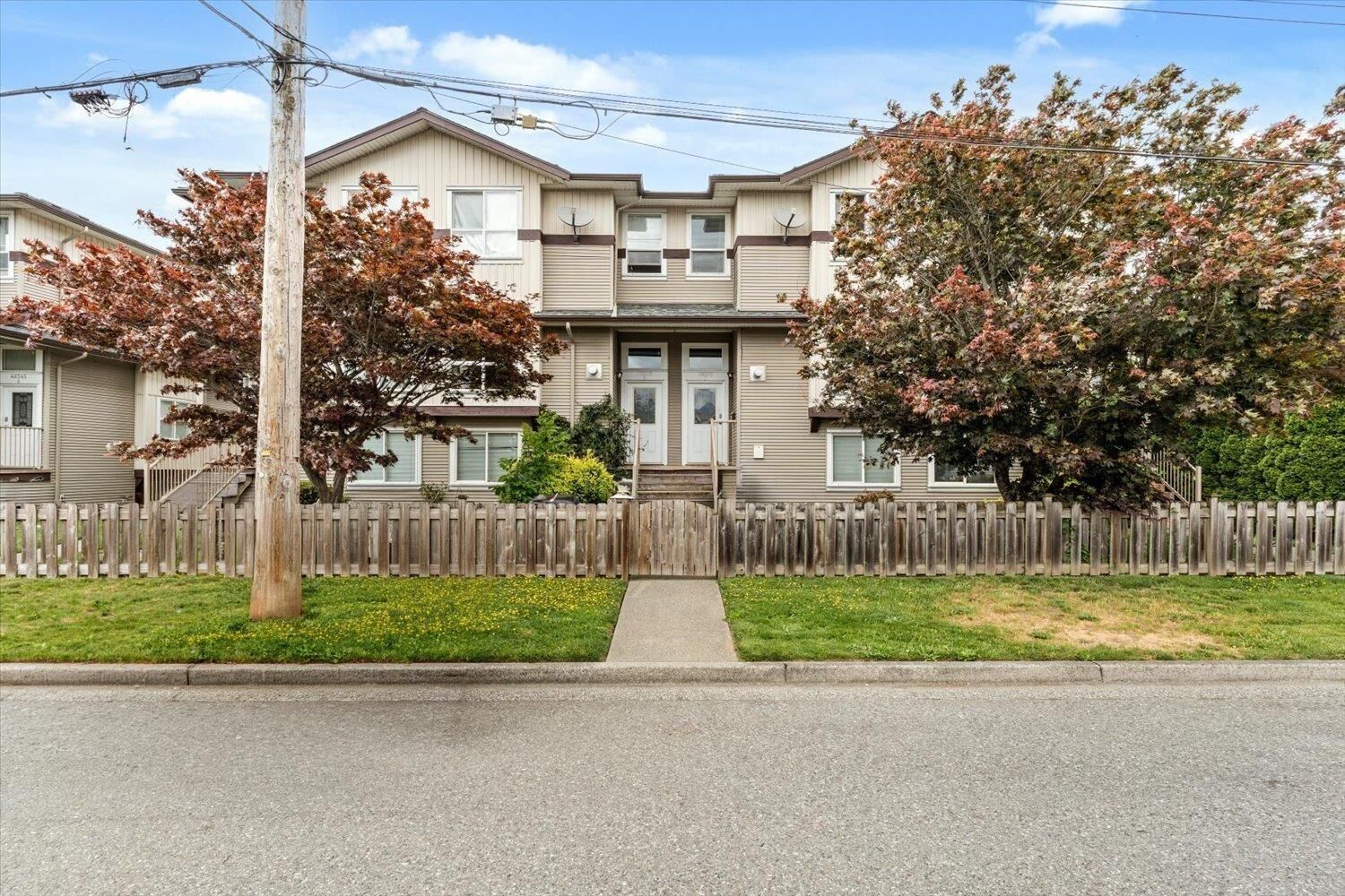 Property Photo: 46345 Princess Avenue 7 BC V2P 2B2