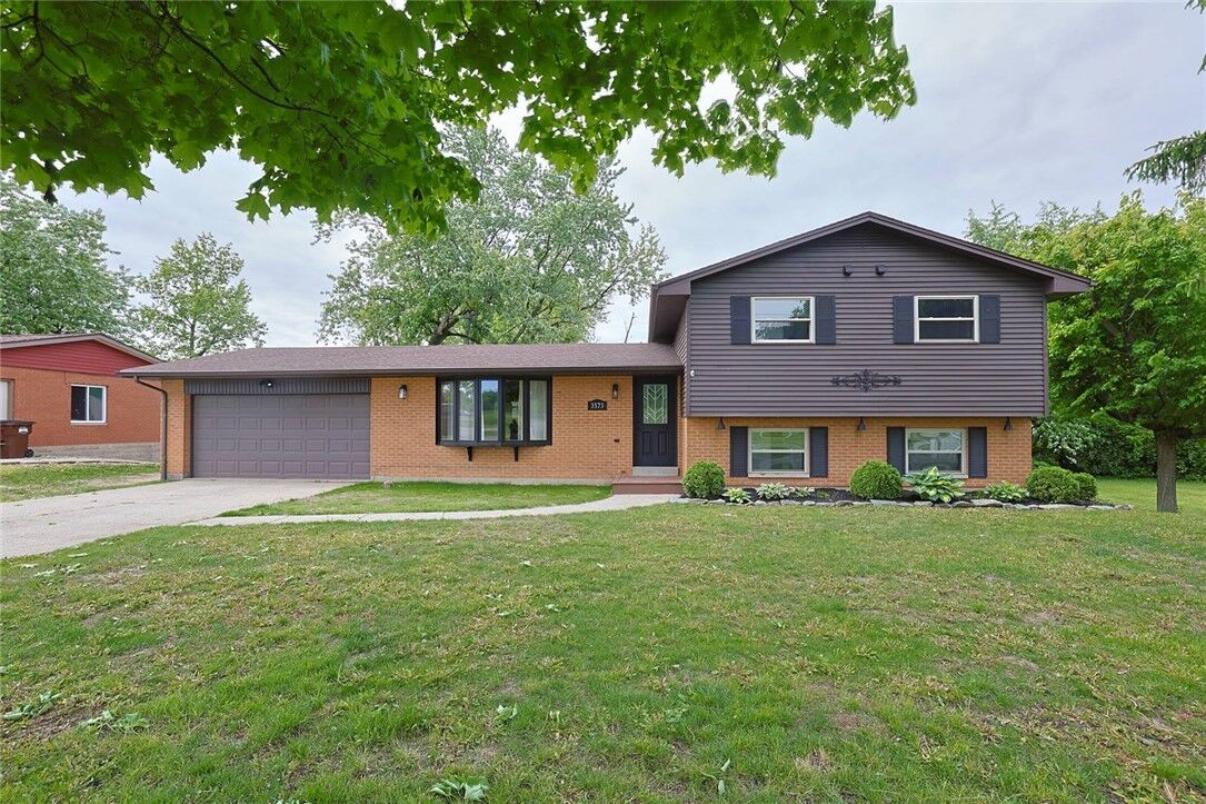 Property Photo:  3573 Kemp Road  OH 45431 