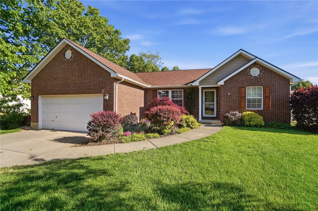 Property Photo:  640 Maxwell Court  OH 45327 