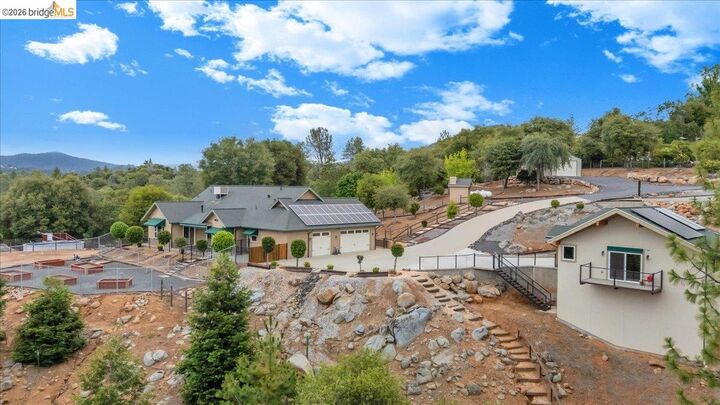 Property Photo:  18180 Robin Ridge  CA 95370 