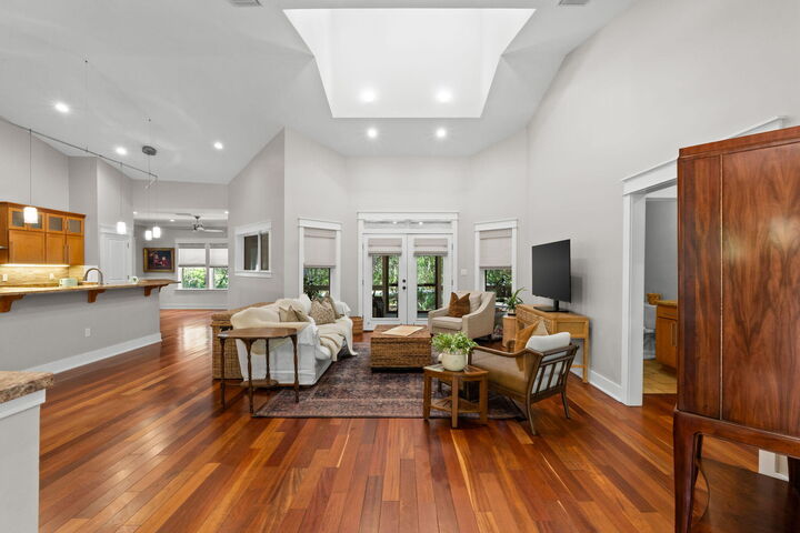Property Photo: 364 Amelia Lane FL 32459
