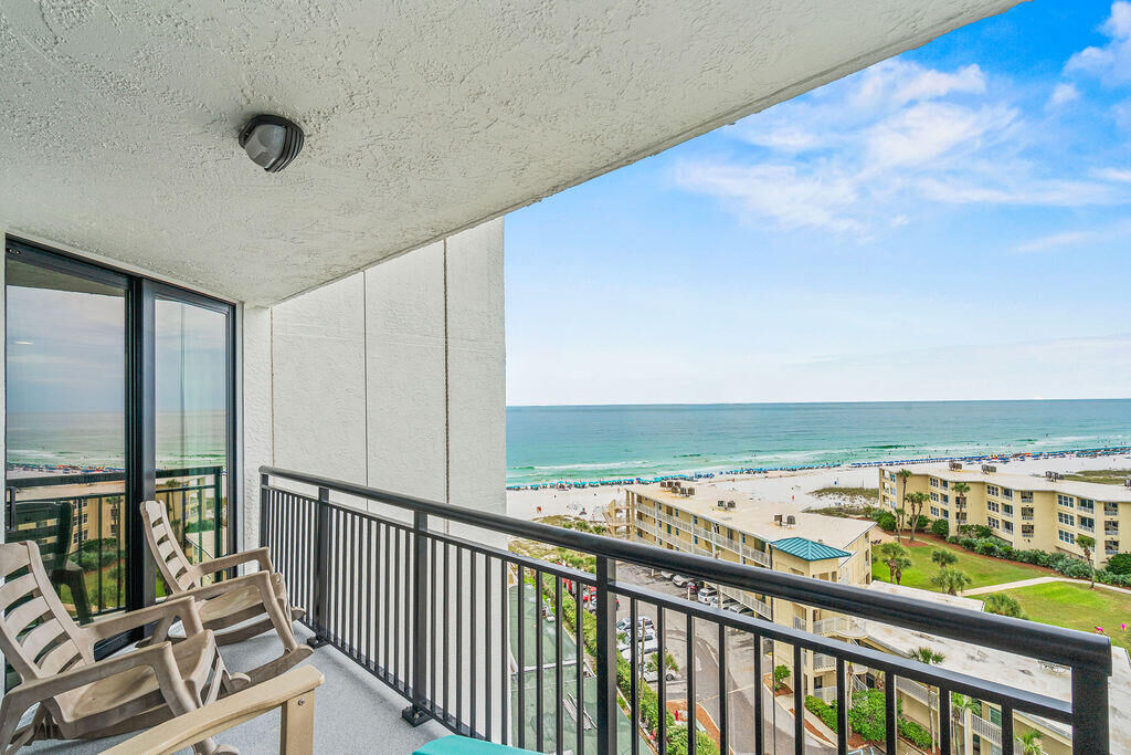Property Photo:  1040 E Highway 98 Unit 1018  FL 32541 