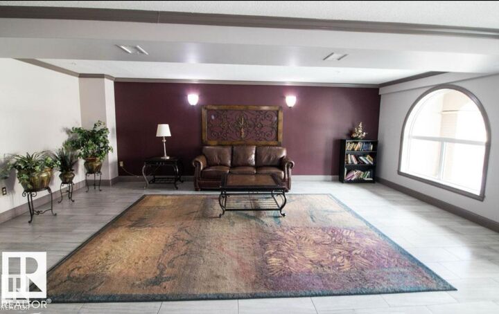 Property Photo:  13005 140 Avenue NW 214  AB T6V 1X1 