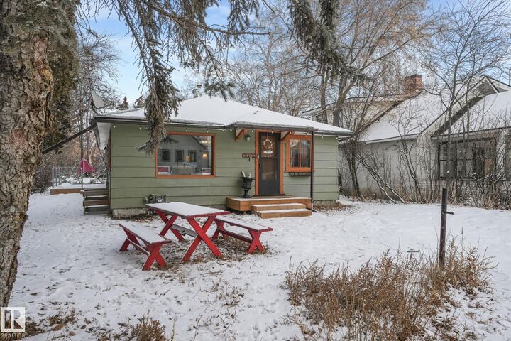 Property Photo: 5043 48 St NW AB T4S 1C6