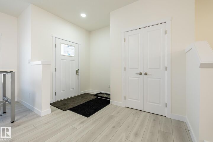Property Photo:  3 Worwyck Common  AB T7X 4E1 