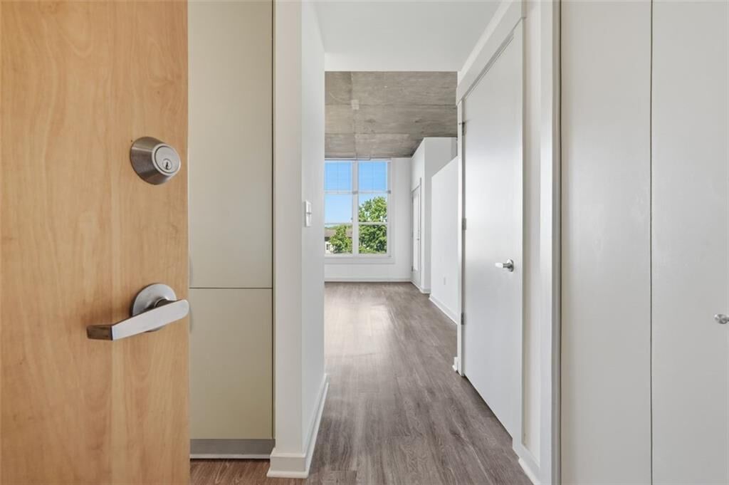 Property Photo:  245 N Highland Avenue NE 402  GA 30307 