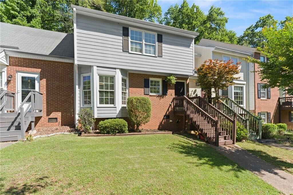 Property Photo: 161 Brighton Court SW 3 GA 30064