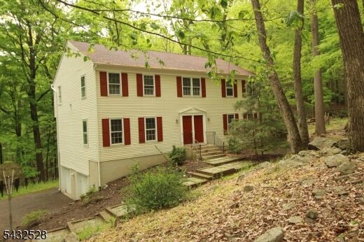 Property Photo:  5 Deer Run Dr  NJ 07869 