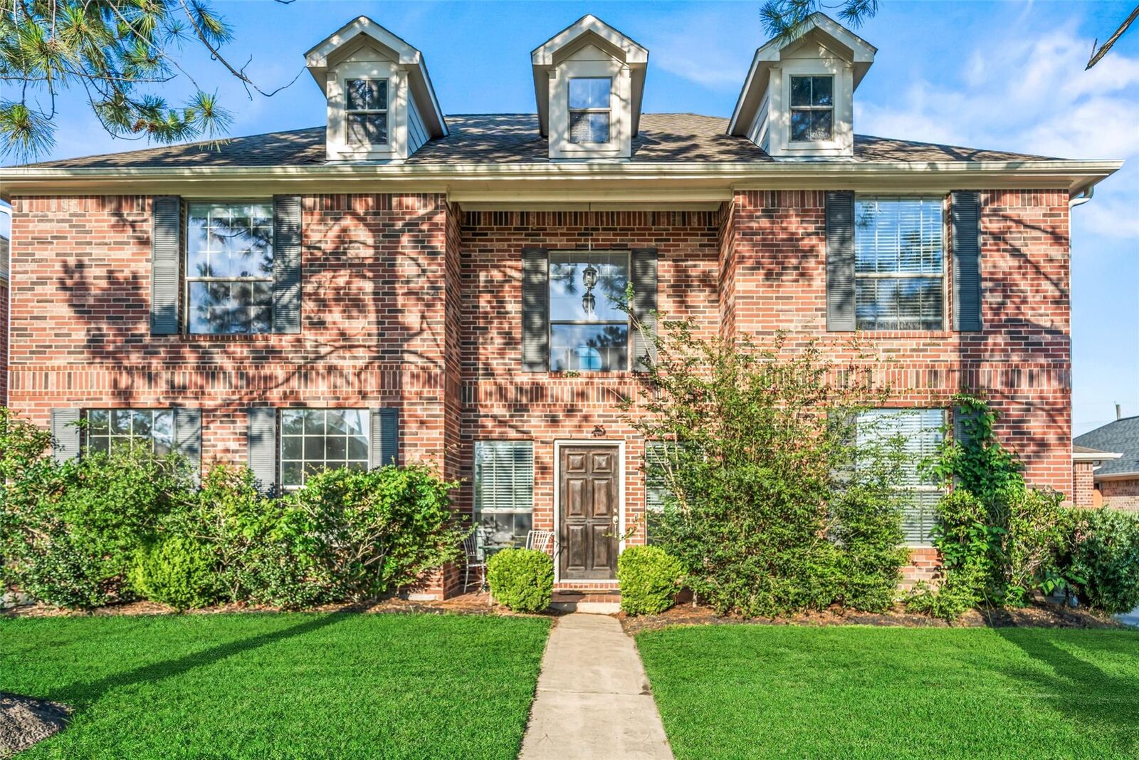 Property Photo:  3223 Longhorn Circle  TX 77578 