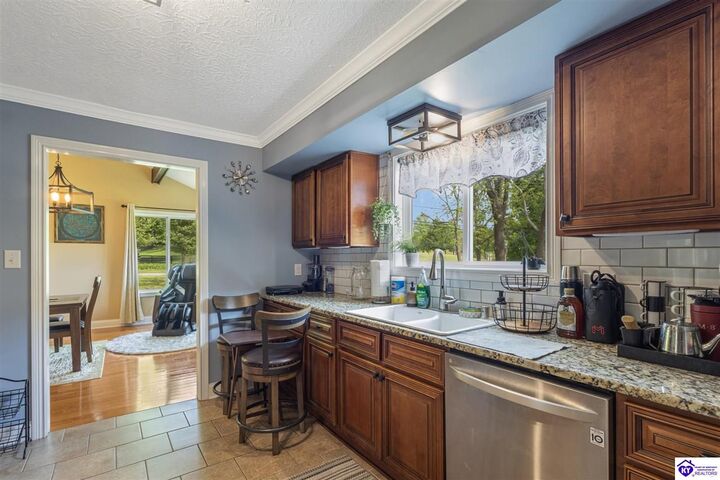 Property Photo:  200 Carey Lane  KY 42701 