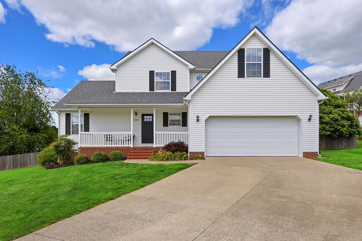 Property Photo: 104 Greenfield Court KY 40422